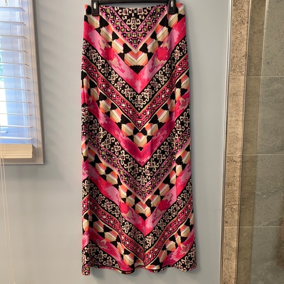 Maxi Skirt - Picture 1 of 6